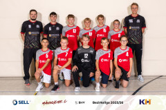 25-26_maennlicheC-mit-Logos_1920x1280